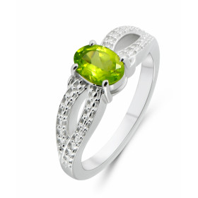 Bague Argent Rhodié Péridot Ovale 7x5mm Bague sertie d une pierre ovale 7x5mm Corps motifs perlés Pierre sertie à griffes ...