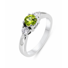 Bague Argent Rhodié Péridot Rond 5mm Oxyde Bague type solitaire épaulé sertie d une pierre ronde 5mm deux oxydes ronds 3mm...