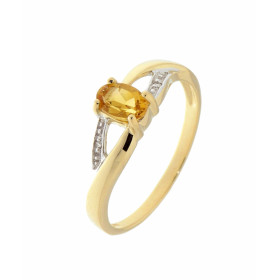 Bague Citrine Diamant Or 375 2 tons Cette bague Or 375 est sertie d une Citrine ovale La pierre central mesure 6x4mm, elle...