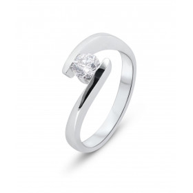  Bague Or Blanc 750 Diamant Cette bague est sertie d un diamant 4.6mm (0,40 carat) Couleur i et pureté Si2. Type sertissag...
