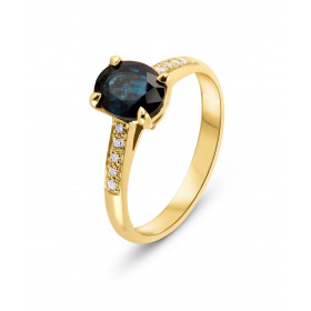  Bague Or Jaune 750 sertie d un Saphir Ovale 8x6mm diamants Poids saphir : 1.3 carat 10 Diamants 1.2mm pour un poids total...