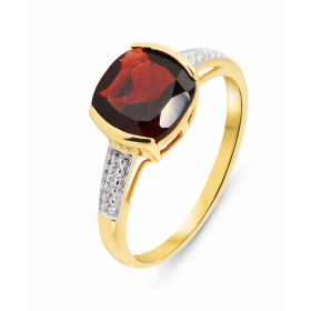 Bague Grenat Diamant Or Jaune 375 Cette bague Or 375 est sertie d un grenat taille coussin La pierre mesure 8x8mm, elle es...