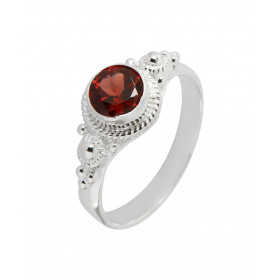 Bague Grenat Argent 925 - Pierre Ronde 6mm Bague Argent 925 sertie d une pierre ronde 6mm Pierre taillée à facettes montée...