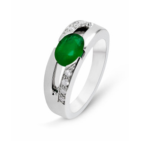  Bague Or Blanc sertie d une Emeraude ovale 8 x 6 mm (1.1 carat) Entourage composé 8 diamants 1,4mm (poids total 0,15 cara...