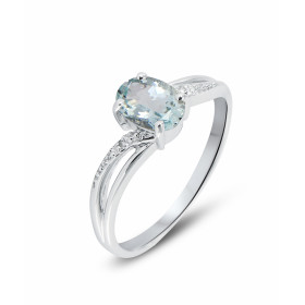  Bague Or blanc 375 Aigue Marine Ovale 7x5mm Diamant Cette bague Or blanc 375 est ornée d une Aigue Marine ovale La pierre...