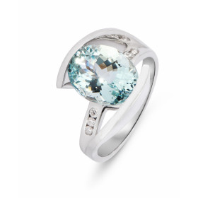 Bague Or Blanc 750 Aigue marine 11x9mm et Diamants. Bague en Or Blanc 750 sertie d&#39;une Aigue Marine ovale de 11x9mm et...