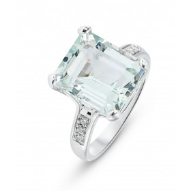  Bague Or Blanc 750 sertie d une aigue marine rectangulaire 12x10mm (5.8 carats) 6 diamants 1,6mm Poids Diamant : 0,08 carat 