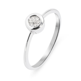 Bague Or Blanc 750 Diamant Pavage composé 7 pierres pour un poids total 0.05 carat Largeur du motif : 6mm