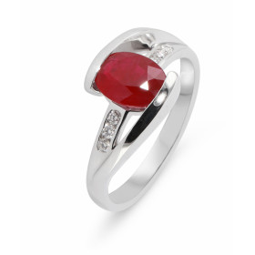 Bague Or Blanc  750 Rubis Ovale 8x6mm et Diamant