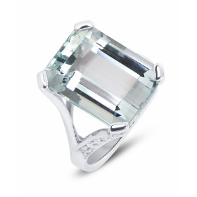  Bague Or Blanc sertie d une Aigue Marine rectangulaire 16x12mm (9.8 carats) diamants pour un poids total 0,17 carat 