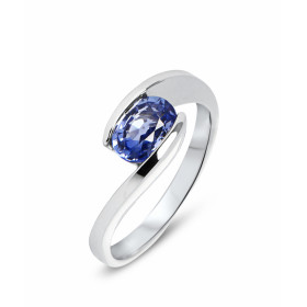  Bague Or Blanc 750 Saphir Saphir ceylan ovale 7x5 mm Poids Saphir : 0.90 carat Serti demi clos Monture solitaire croisé L...