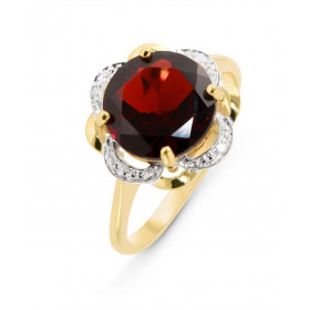 Bague Or Jaune 375 Grenat 10mm Diamant Grenat rond 10mm serti à griffes Poids Grenat : 3.8 carats Entourrage composé 4 dia...