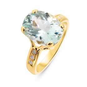  Bague Or Jaune 750 sertie d une Aigue Marine Ovale 12.6x9.4mm 6 diamants Poids Aigue Marine : 4.9 carats Poids total Diam...