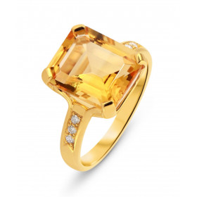 Bague Or Jaune 750 Citrine RPC 12x10mm et Diamant. Bague est sertie d&#39;une Citrine rectangulaire de 12x10 mm (5.4 carat...