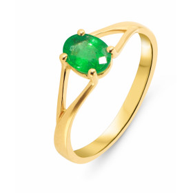  Bague or jaune 750 sertie d une émeraude ovale 8x6mm (0.9 carat) Serti à 4 griffes 