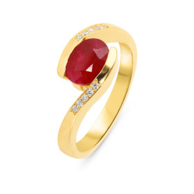  Bague Or Jaune 750 sertie d un Rubis ovale 8x6mm (1.4 carat) 10 diamants 1mm Serti demi clos pour le rubis à grains pour ...