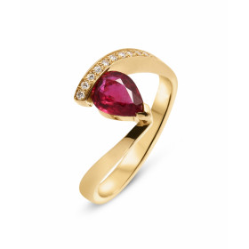  Bague Or jaune sertie d un Rubis taille poire 8x6mm (0,97 carat) 11 diamants 1,1mm diamètre pour un poids total 0,08 cara...