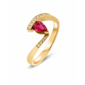 Bague en Or Jaune 750 Rubis et Diamants. Cette bague est sertie d'un rubis taille poire de 6x4mm (0,42 carat) et de 13 dia...