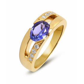 Bague en Or Jaune sertie d&#39;une Tanzanite ovale de 8 x 6 mm (1,20 carat) et de 8 diamants de 1,4mm de diamètre pour un ...