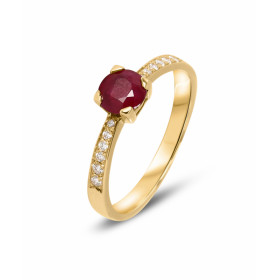  Bague Or Jaune 750 Rubis Rubis rond 5mm diamètre entouré 12 diamants Poids total Diamant : 0,12 carat Qualité Diamant : H...