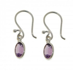 Boucles d oreilles pendantes serties pierres ovales les pierres mesurent 8x6mm, elles sont maintenues sur cette monture pa...