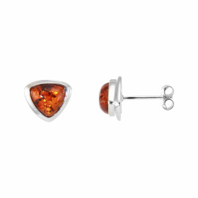 Boucles d'oreilles Ambre et Argent 925 serties de pierres triangulaires de 8 x 8 mm. Dimensions du motif : 10x10 mm. 