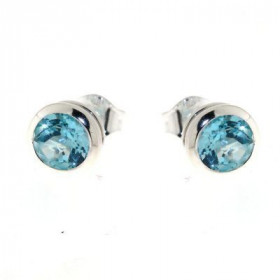 Boucles d'oreilles Argent 925 Topaze Bleue serties de pierres de 6mm de diamètre. 