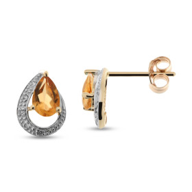 Boucles d oreilles Or Jaune 375 serties deux Citrines diamants Les Citrines sont taillées poire mesurent 6x4mm La forme gé...