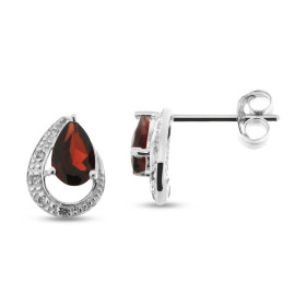 Boucles d oreilles Or Blanc 375 serties deux grenats diamants Les grenats sont taillés poire mesurent 6x4mm La forme génér...
