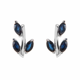 Boucles d oreilles Or Blanc 750/1000 Saphir Dimensions des pierres : 4 x 2 mm Dimensions du motif : 11 x 6,5 mm 