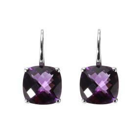 Boucles d oreilles pendantes Or Blanc serties d amethystes taille coussin 12x12mm Poids Pierres : 2x6,90ct Longueur : 24mm 