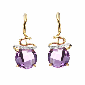 Boucles d'oreilles pendantes Améthyste et Diamant en Or Jaune 750. Ces magnifiques pierres taillées en rose mesurent 8mm d...