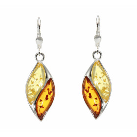 Boucles d'oreilles en Argent 925 et Ambre Multicolore. Longueur : 45mm. Largeur du motif : 13 mm. 