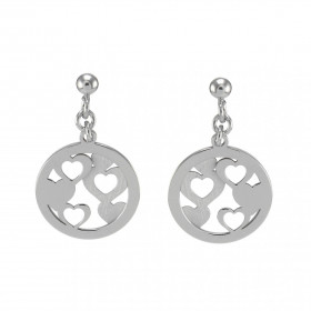 Boucles d'oreilles pendantes en argent rhodié composées de coeurs en argent et argent satinés dans un cercle de 15 mm de d...
