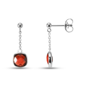  Boucles d oreilles Pendantes Argent Rhodié 925 composées d un grenat coussin 6x6mm Chaîne maille forçat ronde 1,4mm Large...