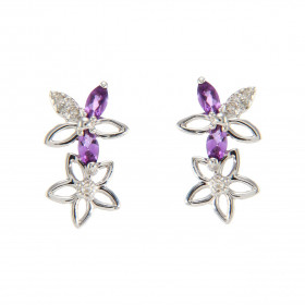 Boucles d oreilles Fleurs Or Blanc 375 Améthyste Diamant Chaque boucle est sertie Améthystes navettes mesurant 4x2mm 5 dia...