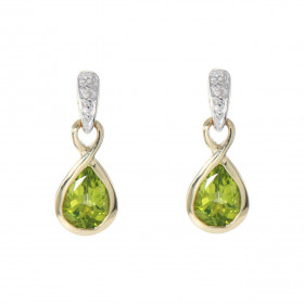 Boucles d'oreilles Infini Or Jaune 375 Péridot et Diamant. Motif infini serti d'un Péridot Poire de 7x5mm et d'un diamant....