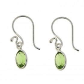 Boucles d oreilles pendantes serties pierres ovales les pierres mesurent 8x6mm, elles sont maintenues sur cette monture pa...