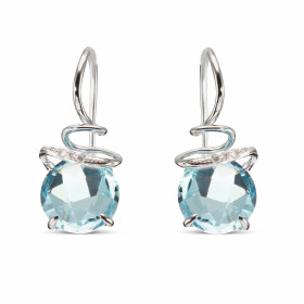 Boucles d'oreilles pendantes Topaze Bleue Traitée et Diamant en Or Blanc 750. Ces magnifiques pierres taillées en rose mes...