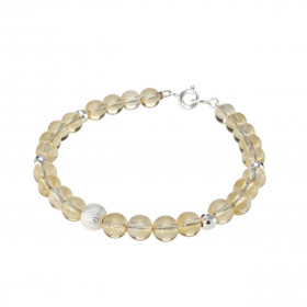 Bracelet Citrine 6mm Argent Ce bracelet est composé pierres 6mm, 4 perles facettées Argent 4mm diamètre d une perle argent...