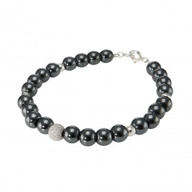 Bracelet Hematite 6mm Argent Ce bracelet est composé pierres 6mm, 4 perles facettées Argent 4mm diamètre d une perle argen...
