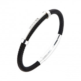 Bracelet homme en tissus noir tressé composé d'un motif cylindrique de 8x40mm serti de 5 oxydes de zirconium. Largeur du b...