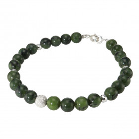 Bracelet Jade 6mm Argent Ce bracelet est composé pierres 6mm, 4 perles facettées Argent 4mm diamètre d une perle argent ma...