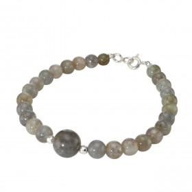 Bracelet Labradorite 6-10mm et Argent. Ce bracelet est composé de pierres de 6mm et d'une pierre de 10mm en son centre. El...