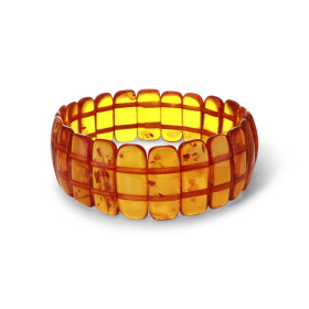 Bracelet Plaquettes Ambre couleur cognac 22mm x 18.8cm Ambre couleur cognac Enfilage sur élastique double Largeur : 22mm L...