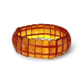 Bracelet Plaquettes Ambre couleur cognac 22mm x 19cm Ambre couleur cognac Enfilage sur élastique double Largeur : 22mm Lon...