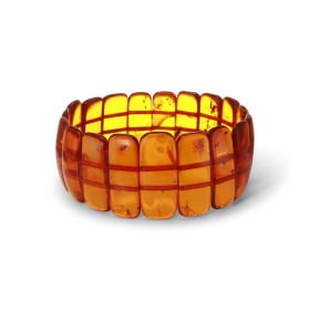 Bracelet Plaquettes Ambre couleur cognac 27mm x 17.2cm Ambre couleur cognac Enfilage sur élastique double Largeur : 27mm L...
