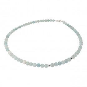 Collier Aigue Marine 6mm Argent Ce collier est composé boules 6mm Aigue Marine, 6 perles facettées Argent 4mm diamètre d u...