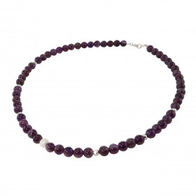 Collier Améthyste 6mm et Argent. Ce collier est composé de boules de 6mm en Améthyste, de 6 perles facettées en Argent de ...