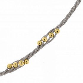 Collier Argent 925/1000 rhodié et Argent Plaqué Or. Ce collier est composé de 4 mailles entrelacées. Il mesure 45cm avec u...